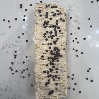 Chocolate Chip Rice Krispies Log 