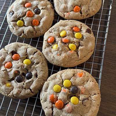 Reese’s Loaded Cookie 