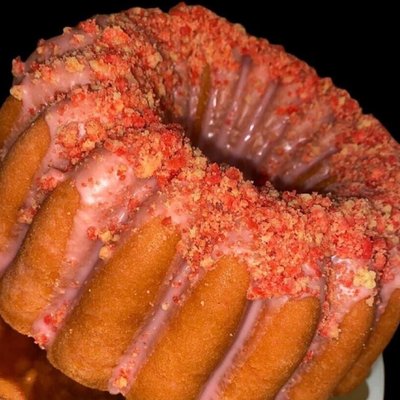 Strawberry Crunch Pound Cake