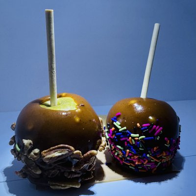 Carmel Apple