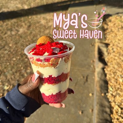 Red Velvet Banana Pudding