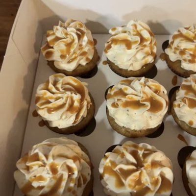 Butter Pecan Cupcakes 