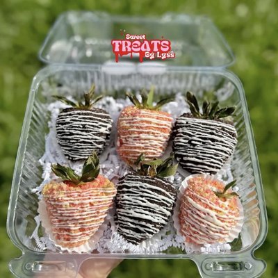 6 Chocolate Covered Strawberries With Toppings 
