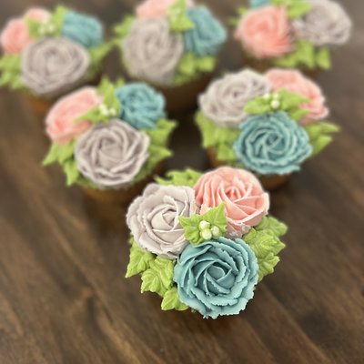 Boxed Cupcakes (12 Cupcakes )