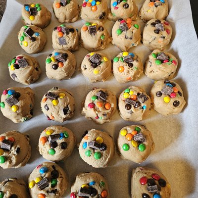 M&M Chocolate Chunk 