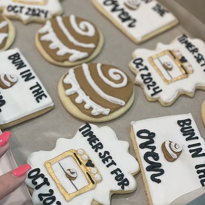 Less Than A Week Notice Charge- Per Dozen 