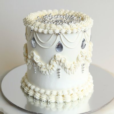 6” Round Cake 