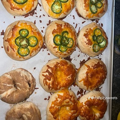1/2 Dozen