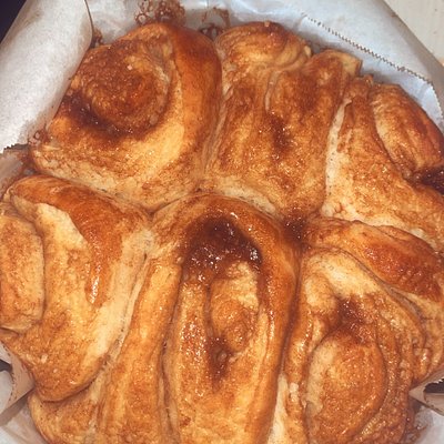 Cinnamon Rolls 