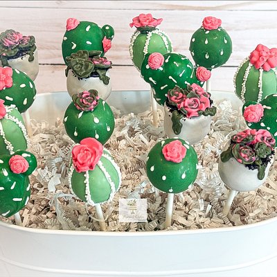Custom Cake Pops 