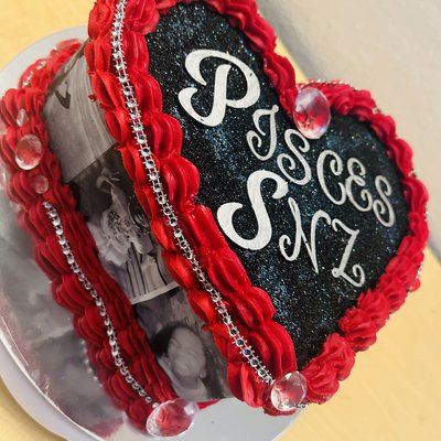 Heart Cake 