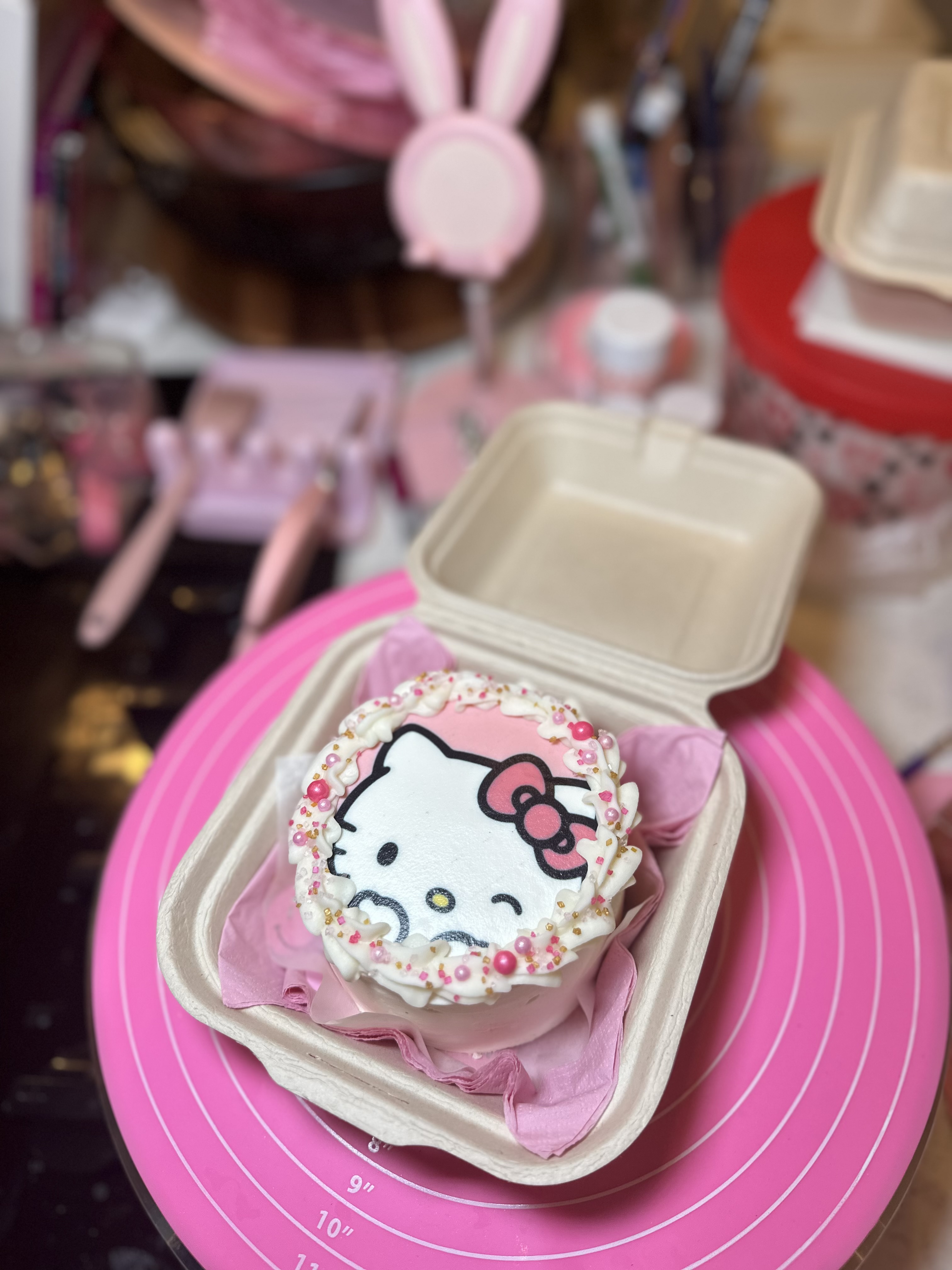 Hello kitty Bento Cake