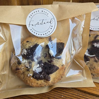 Gluten Free Cookies And Cream Cookies (4 Count)