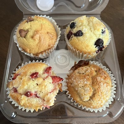 Strawberries And Cream Muffins- 4 Pack