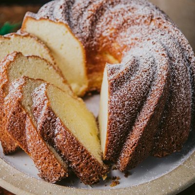 Crème Cheese Pound Cake