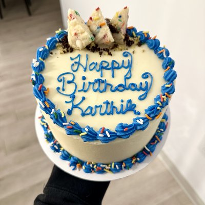 8” Cakes