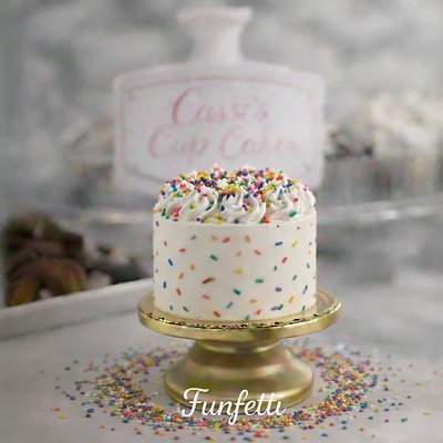 Funfetti Cake - 4 Inch 