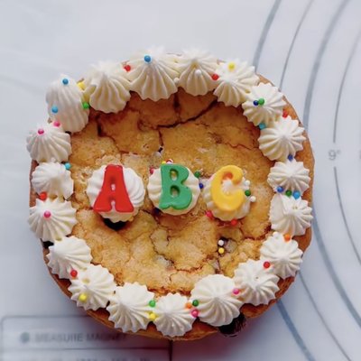 Back To School Cookie Cake 