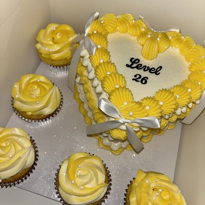 Bento Cake & Cupcakes