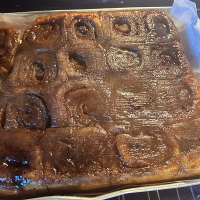 Cinnamon Buns 8 (9x13 Pan)