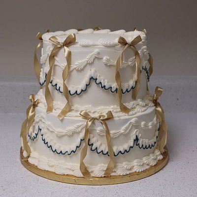 Large Tiered Cake *55-60 Servings