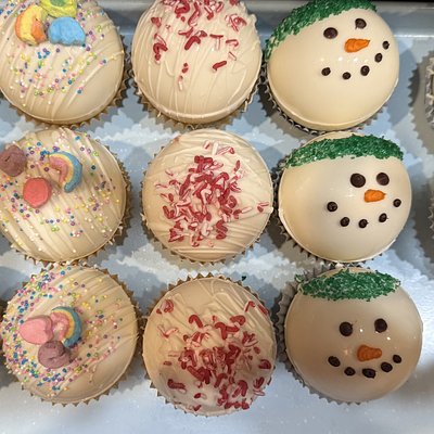 Hot Cocoa Bombs 