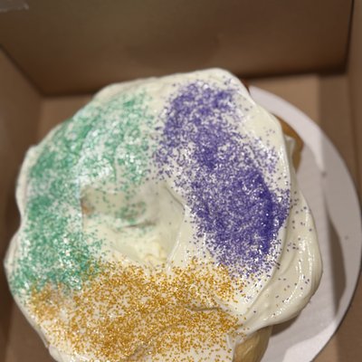 Cream Cheese King Cake Mini (8in)
