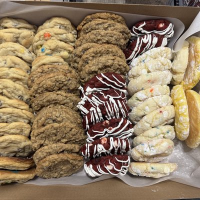 4 Dozen Cookie/Treat Platter