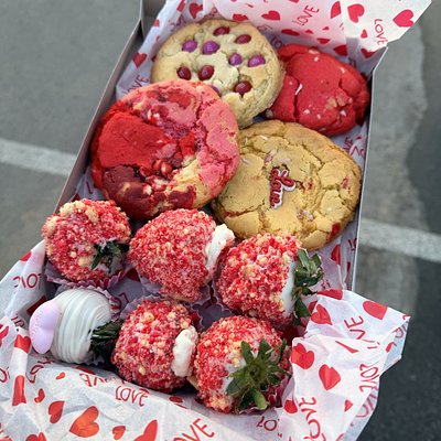 New Menu Add ‼️ Valentines Day Treat Box 