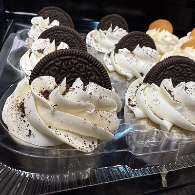 Cookies & Cream Cupcakes Per Dozen 