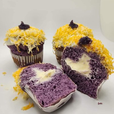 1 Dozen Creamcheese Ensaymada (Cheese,Ube,or Mix)