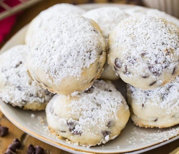 Snowball Chocolate Chip Cookies 