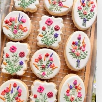 24 Count Floral Wedding Cookies