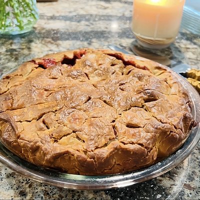 Strawberry Rhubarb Pie 6” (Thanksgiving Presale)