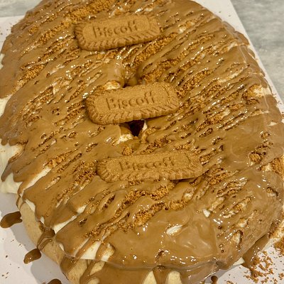 Whole Cookie Butter King Cake