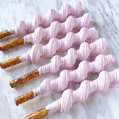 Caramel-Wrapped Pretzels