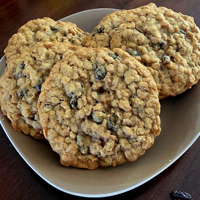 Oatmeal Raisin - Half Dozen 