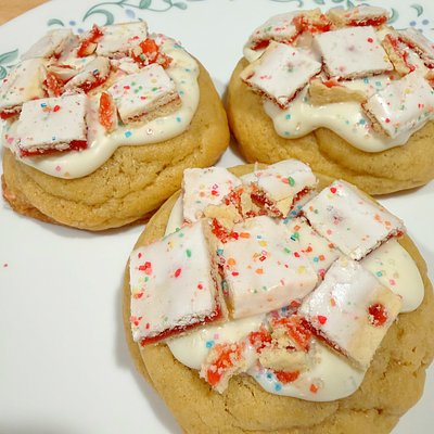 Strawberry Pop Tart Cookies 