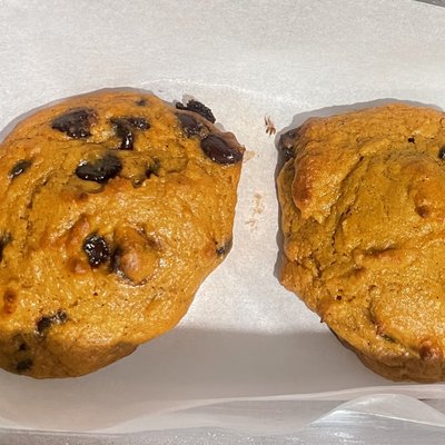 Pumpkin Chocolate Chip Cookies 