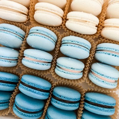 Blue Ombre Macarons