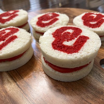 Cake Sandwiches 