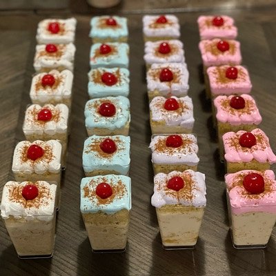 24 Mini Tres Leches 
