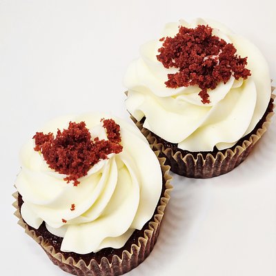 Red Velvet Cupcakes (6)