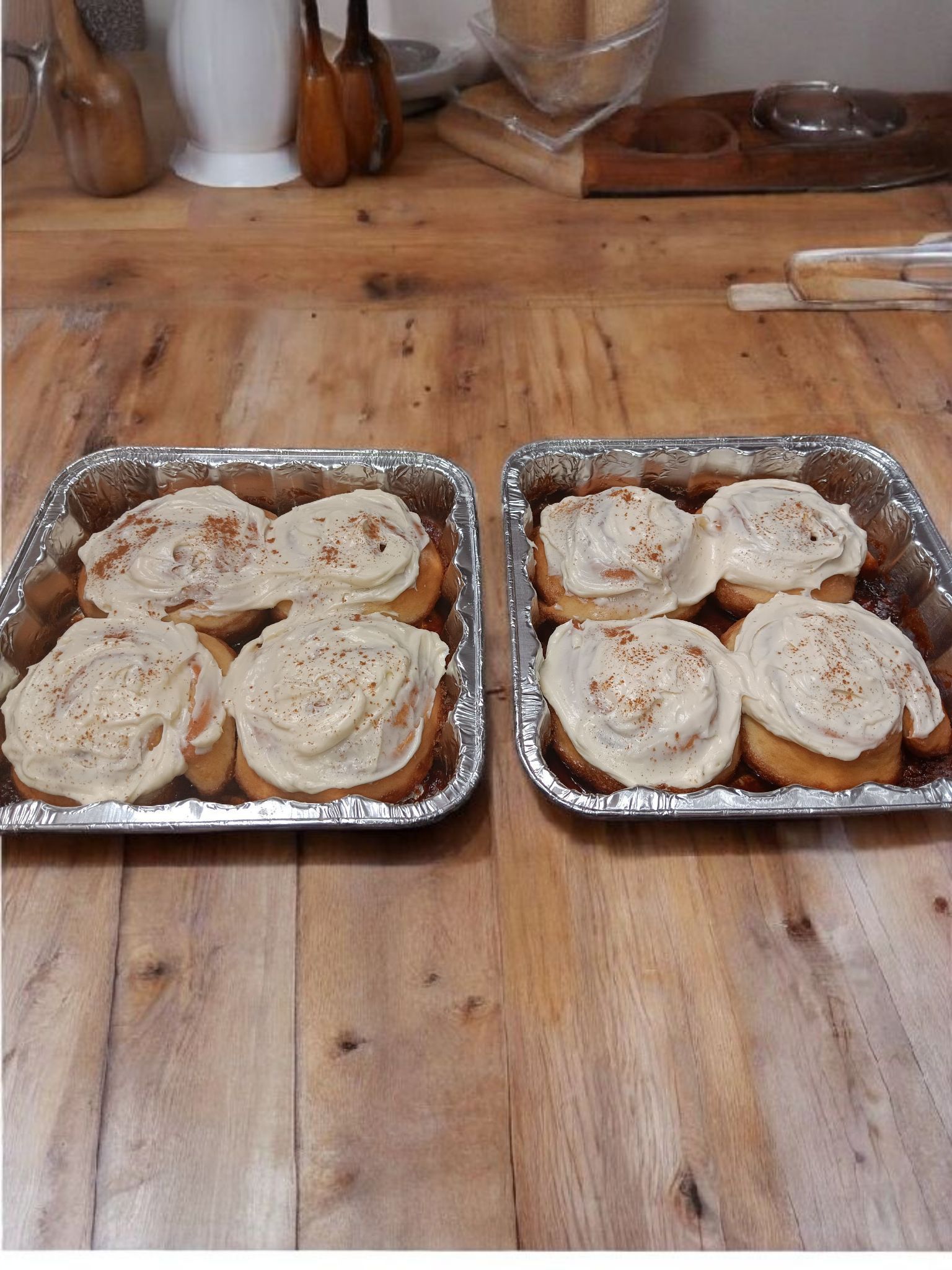 CINNAMON ROLLS 