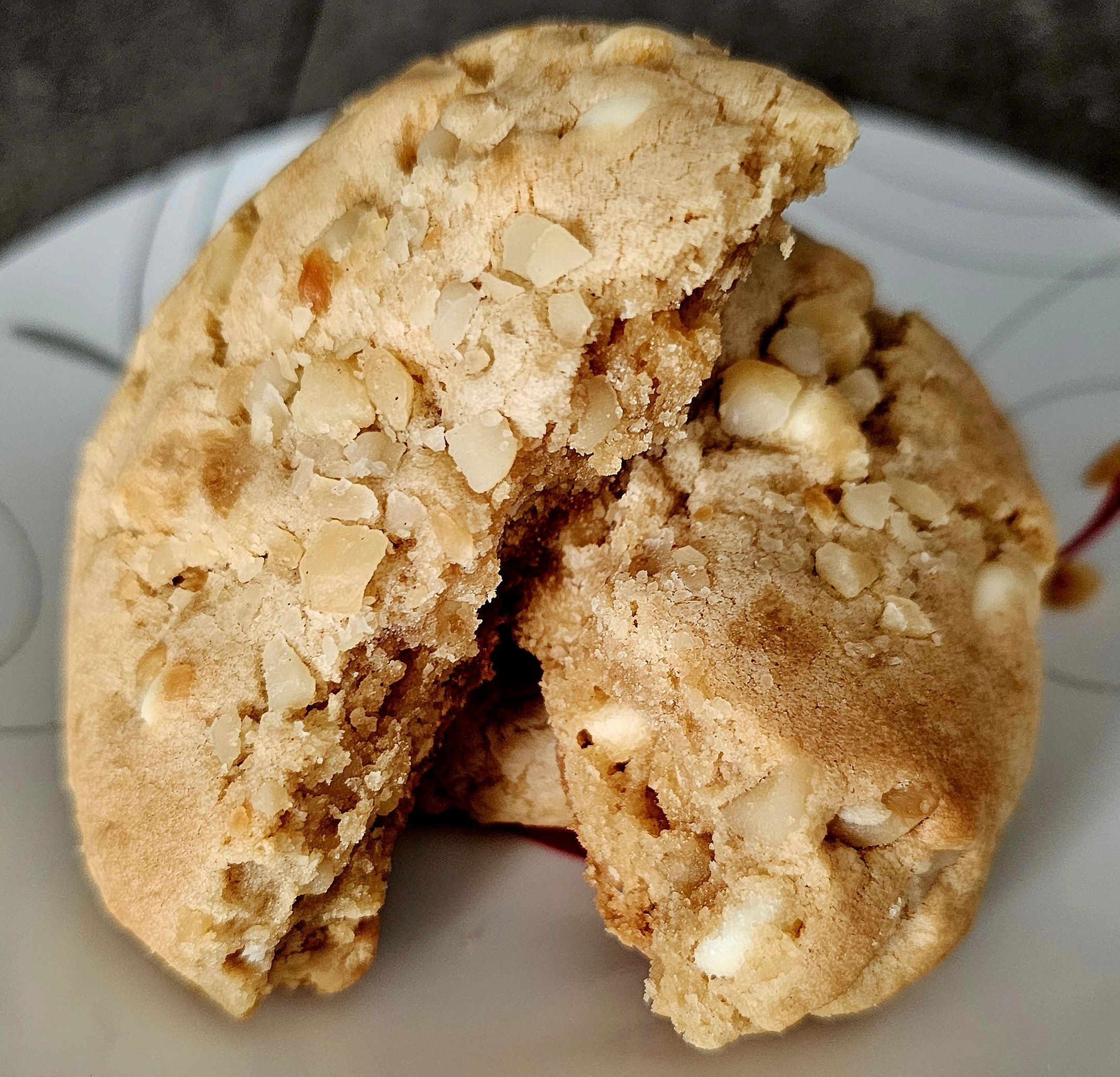 White Chocolate Macadamia Nut Cookie