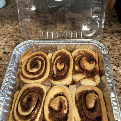 Cinnamon Rolls 