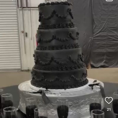 3+ Tier Cakes