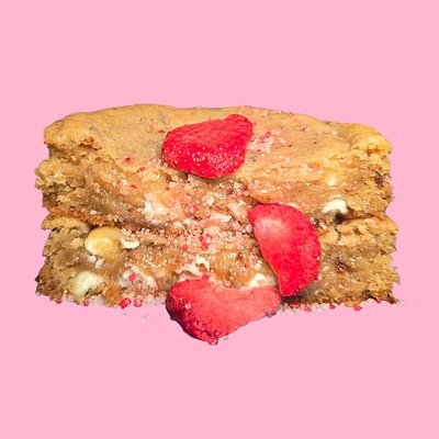 Strawberry Cheesecake - Deep Dish