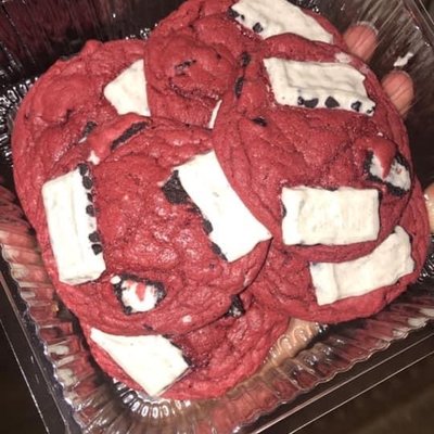 Red Velvet Cookiesncreme 