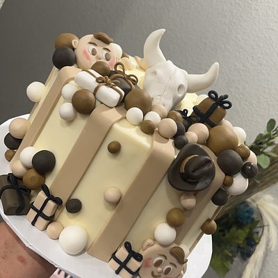 10” Custom Cake (40-50 Servings) 